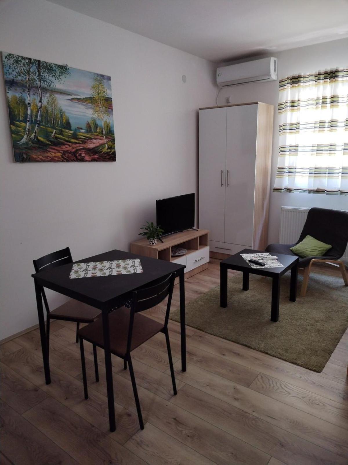 V & V Studio Apartments Ni Quarto foto